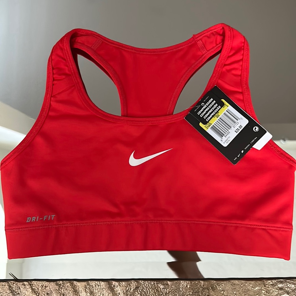 New with tags! Nike Sports Bra